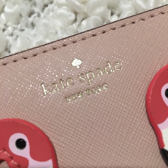 ♥️SOLD♥️Kate Spade Flamingo Wallet - Picture 2 of 5